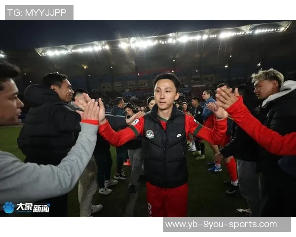 河南俱乐部酒祖杜康与云南玉昆战平尹鸿博中超告别战感人落幕 河南俱乐部酒祖杜康与云南玉昆战平尹鸿博中超告别战感人落幕